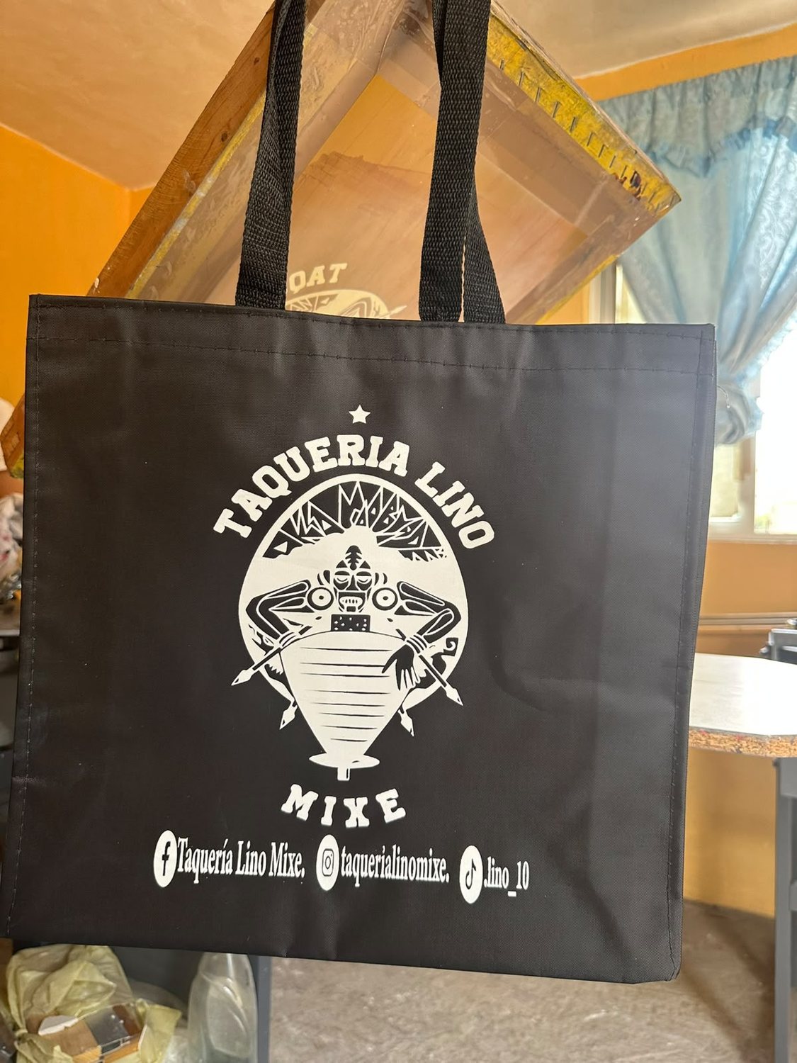 Bolsa poliéster con asa, tipo supermercado