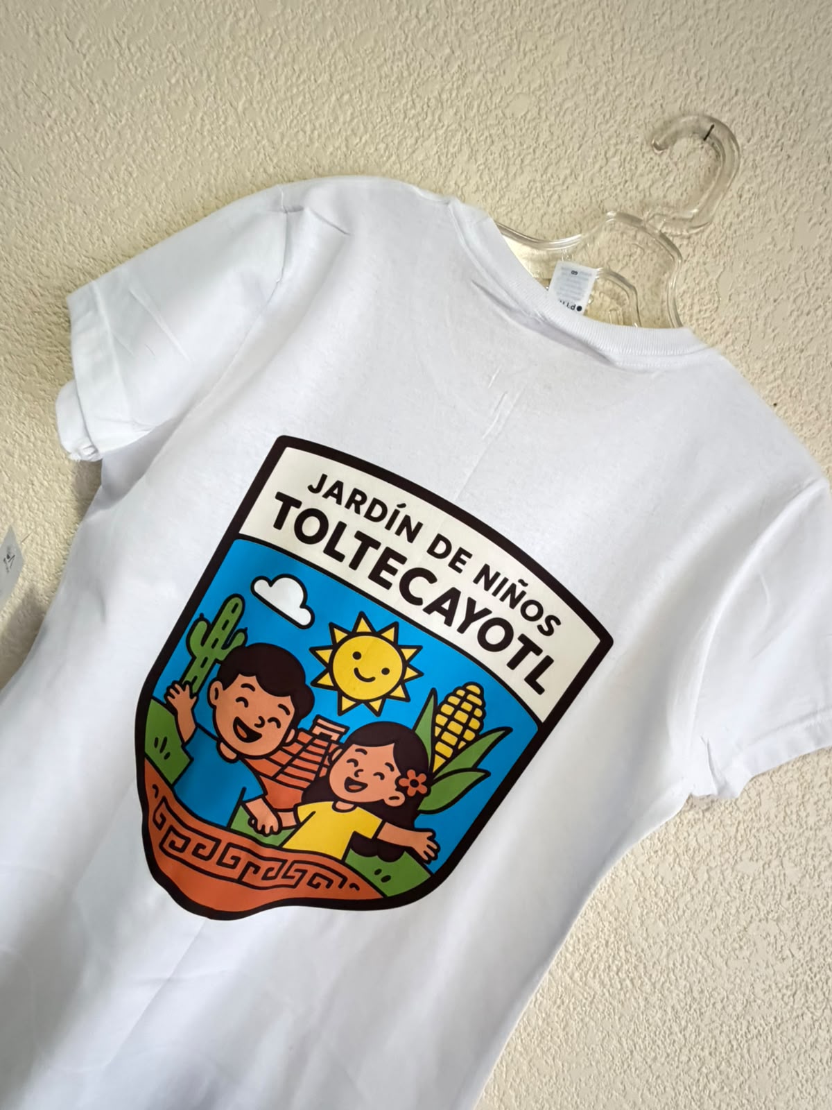 Playera escolar personalizada